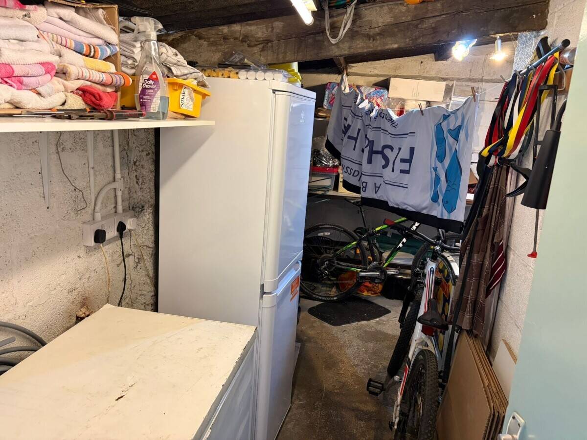 Iconic Award-Winning Traditional Fish & Chip Shop Photo 6