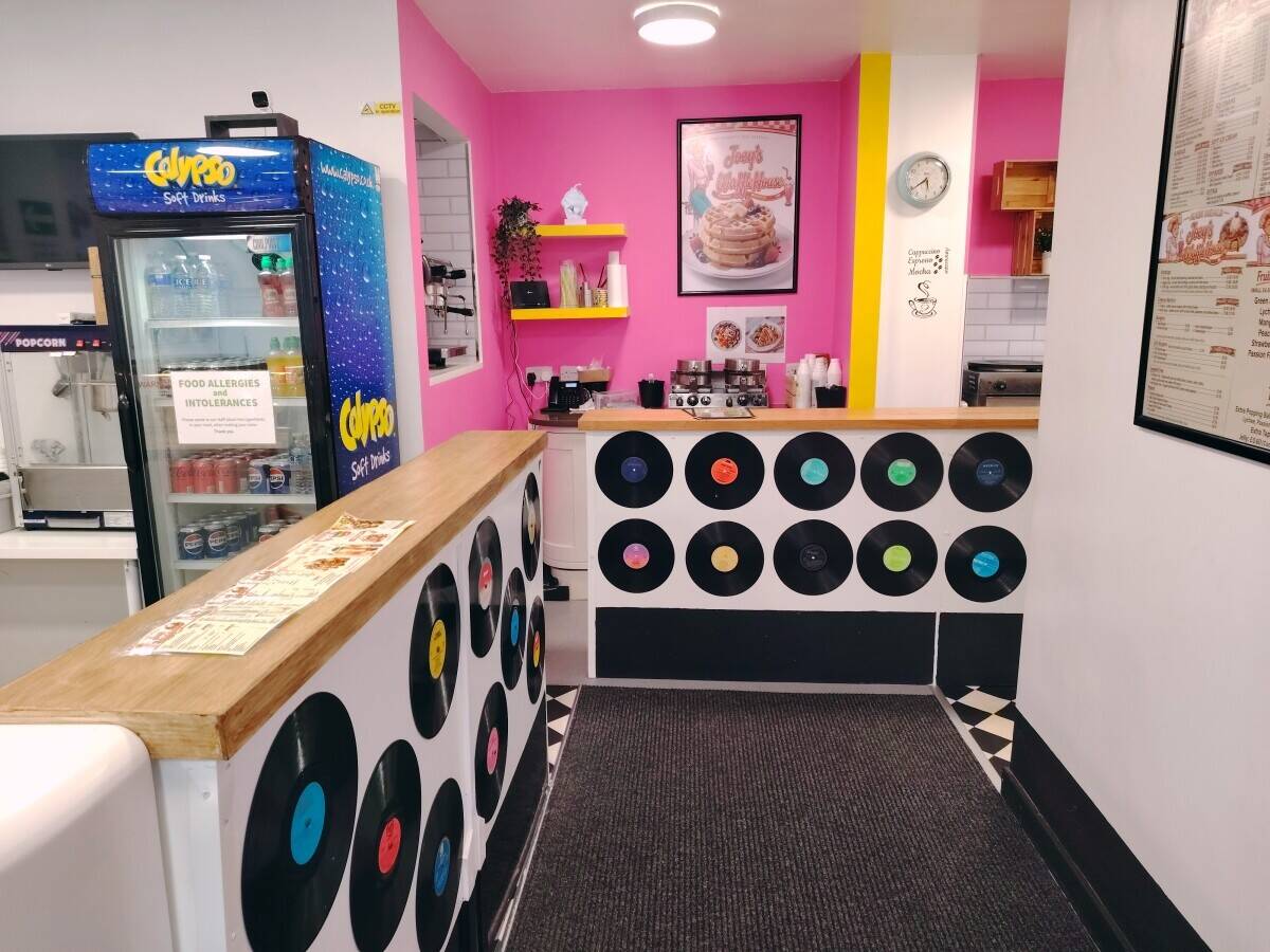 Cafe and desserts shop