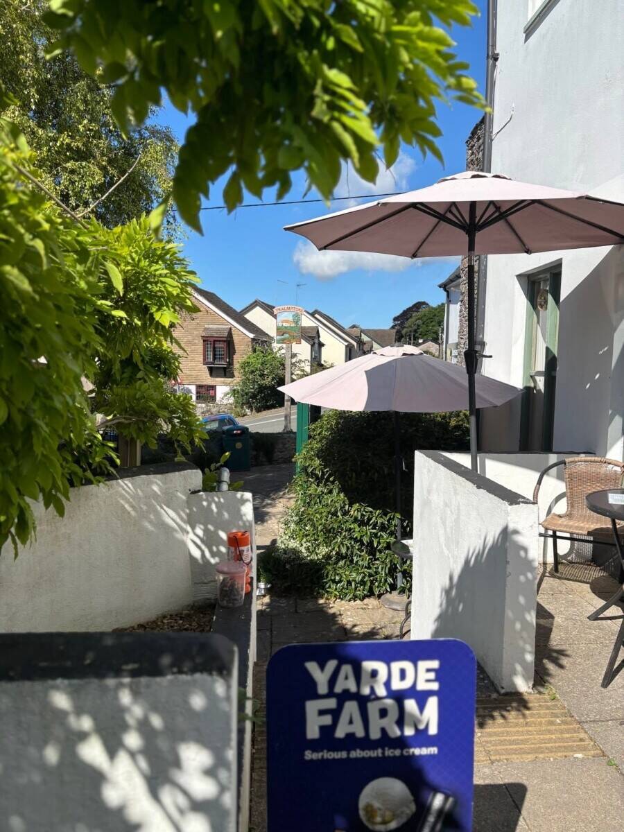 Village cafe in the heart of Yealmpton sitting on the edge of the glorious South Hams