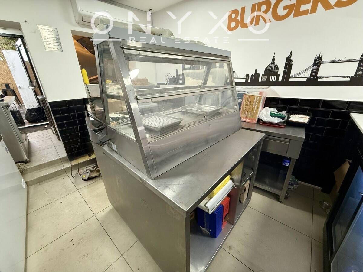 Fully Fitted Takeaway & Cafe for Sale in Hillingdon, London Photo 5