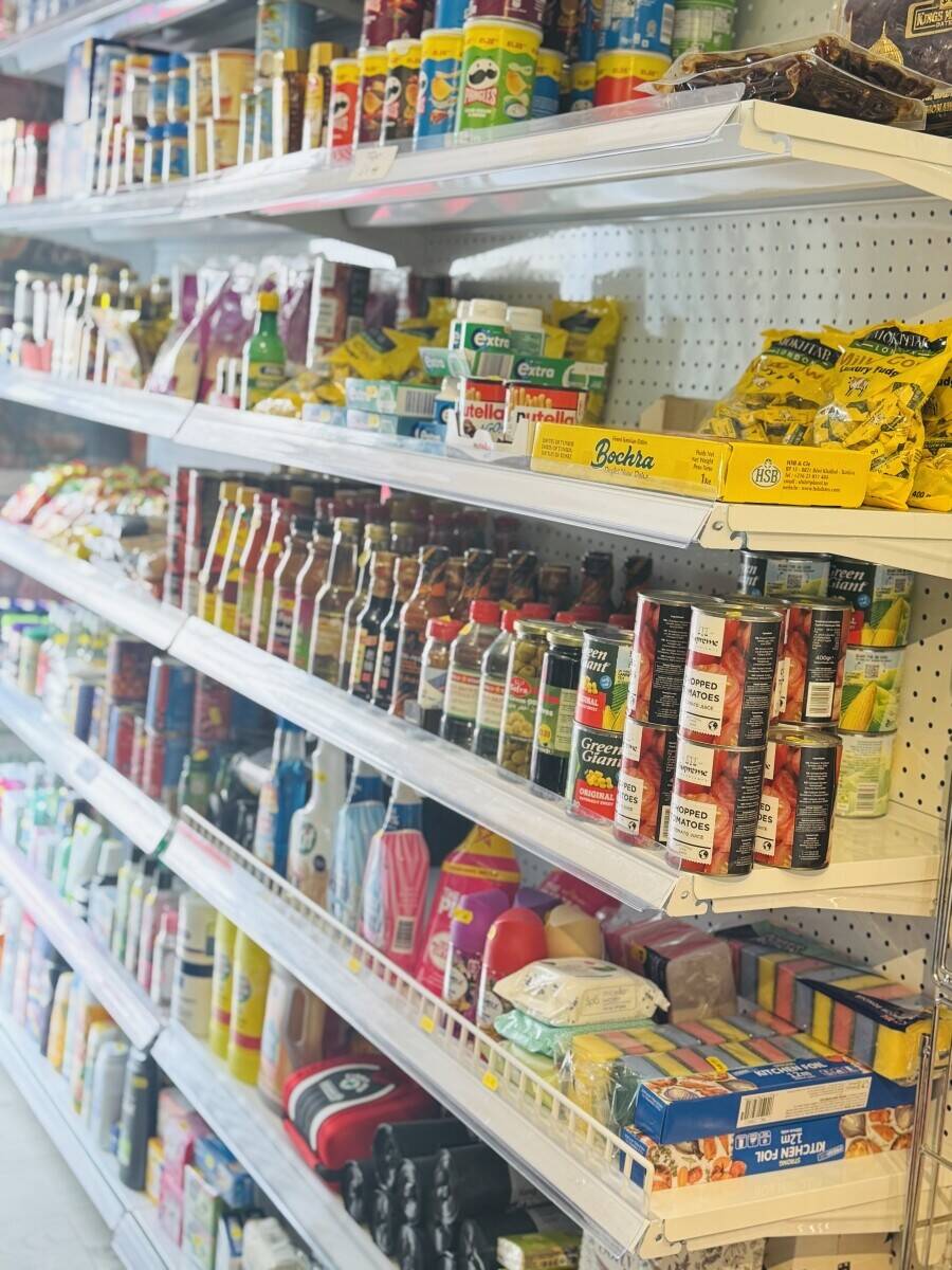 Asian Convenience store for sale in prime location Photo 7