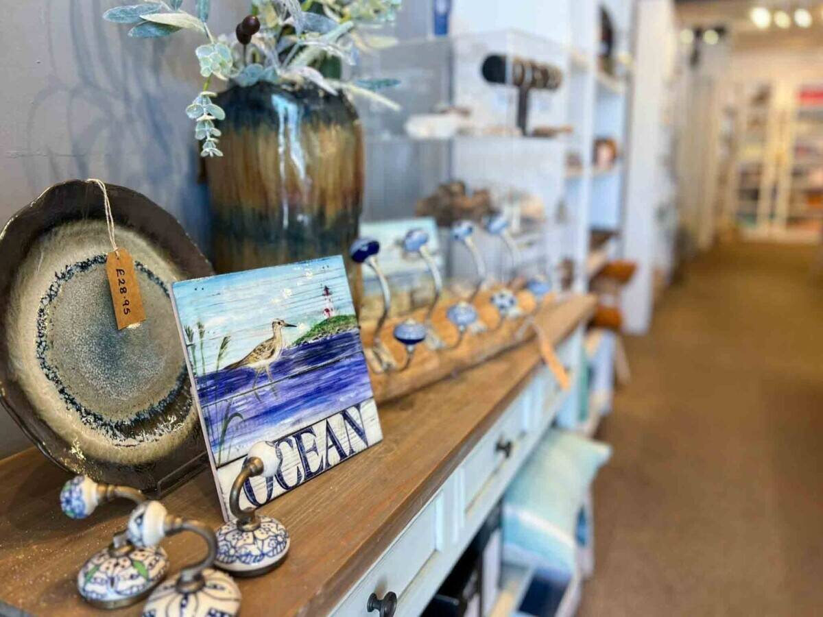 Thriving Harbour front Gift & Homeware Shop in Prime Brixham Location Photo 6