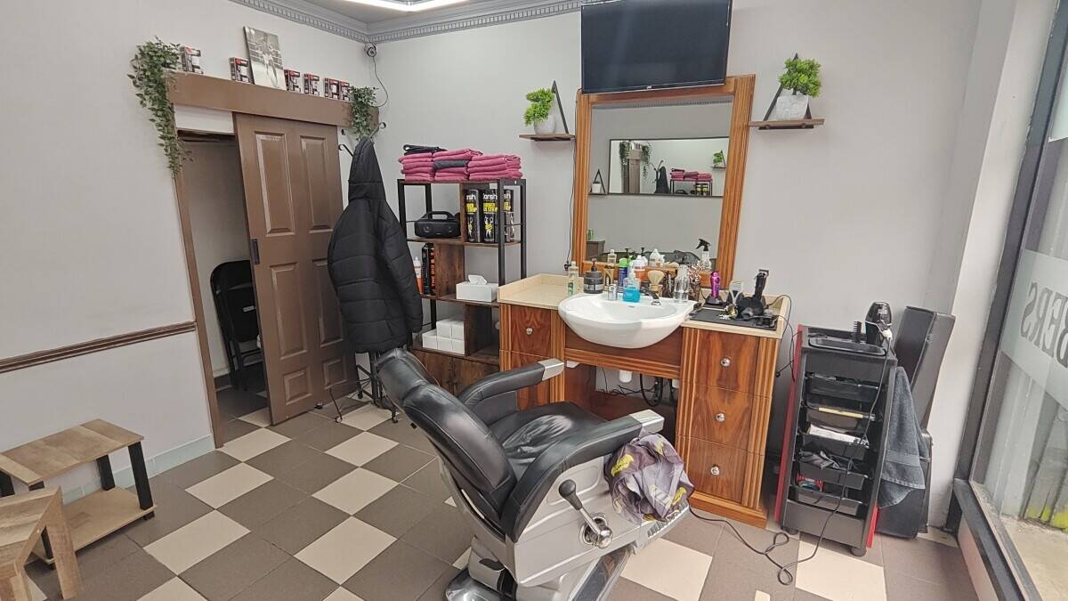 Barbershop Sale Walthamstow