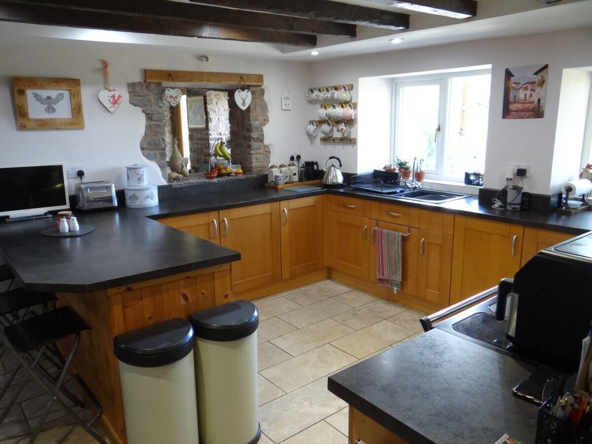 Successful long established narrowboat hire business