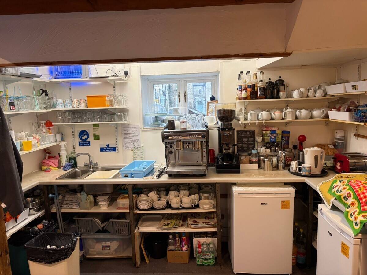 Well-Known Café Snack Bar Business Photo 6