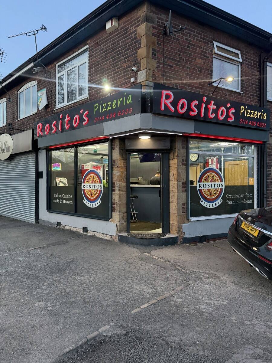 Italian takeaway for sell with high potential