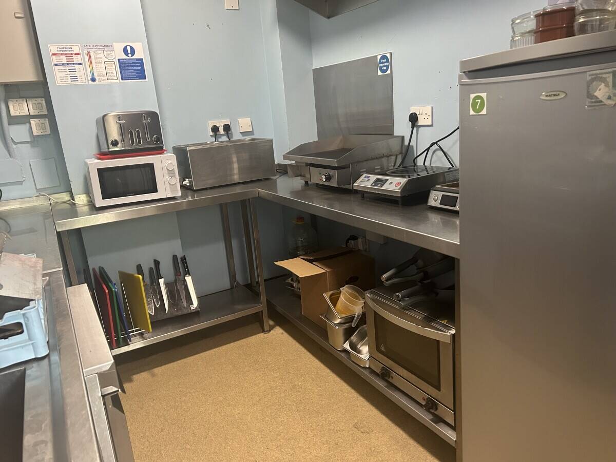Coffee shop selling hot and cold food and drinks