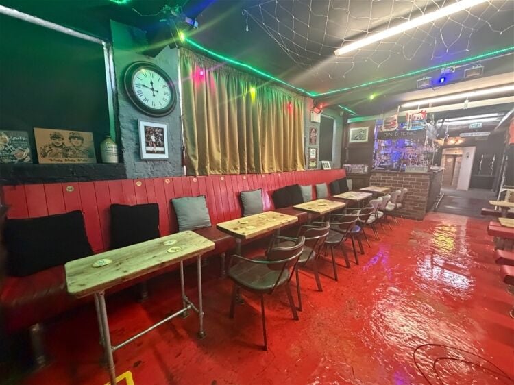 Licenced Trade, Pubs & Clubs For Sale in Cleckheaton