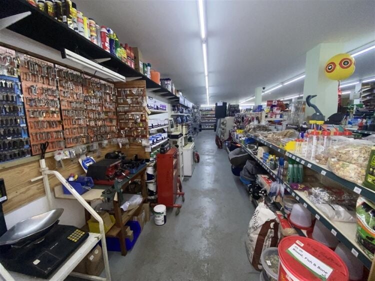 Retail For Sale in Kettering Photo 6