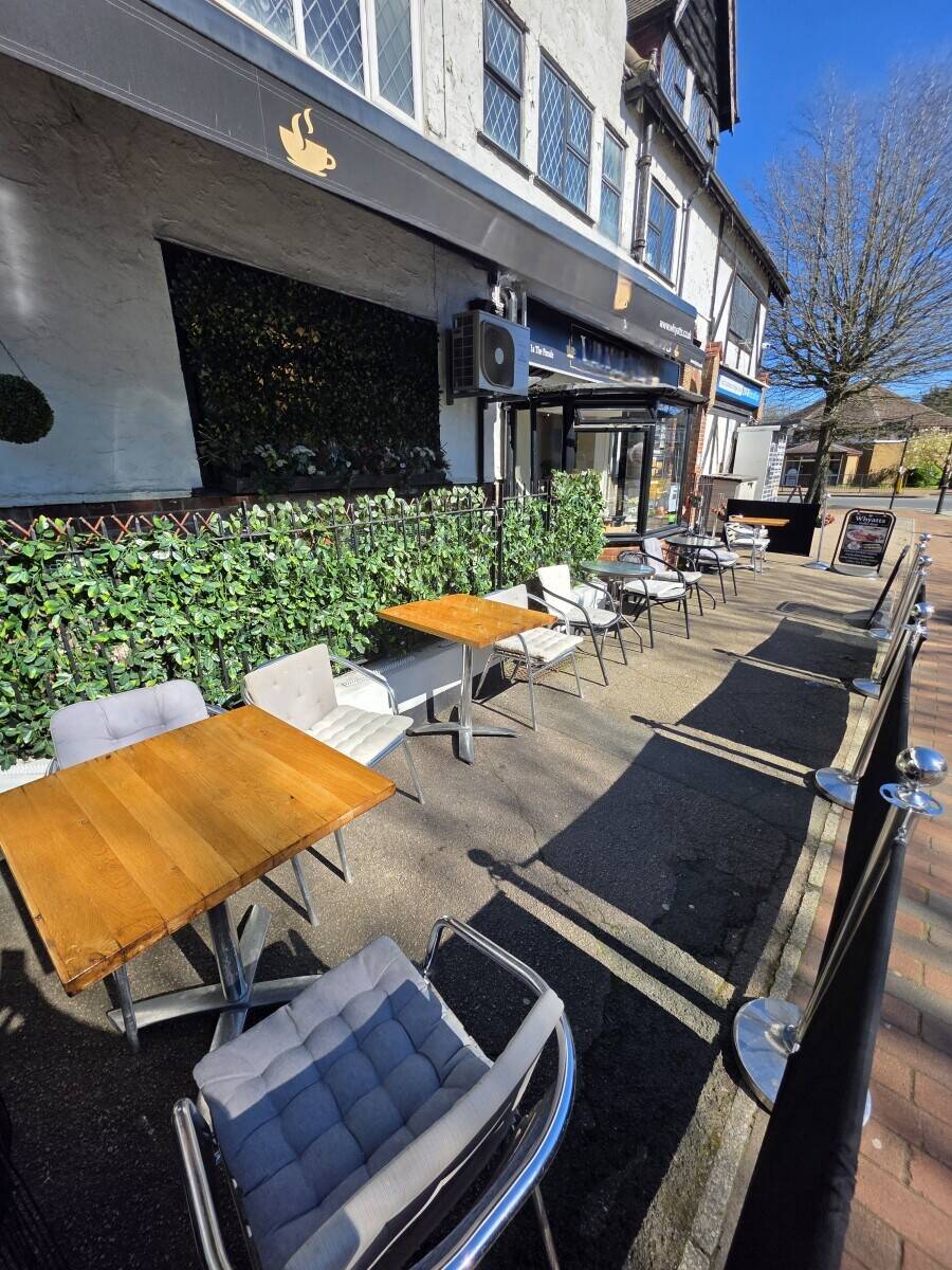 Established Coffee Shop  15yrs for Sale in Surrey Photo 6