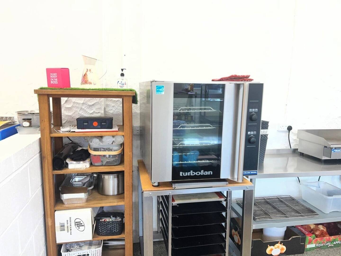 HOT & COLD FOOD DELIVERY COMPANY WITH IMPRESSIVE FLEET FOR SALE IN ESSEX