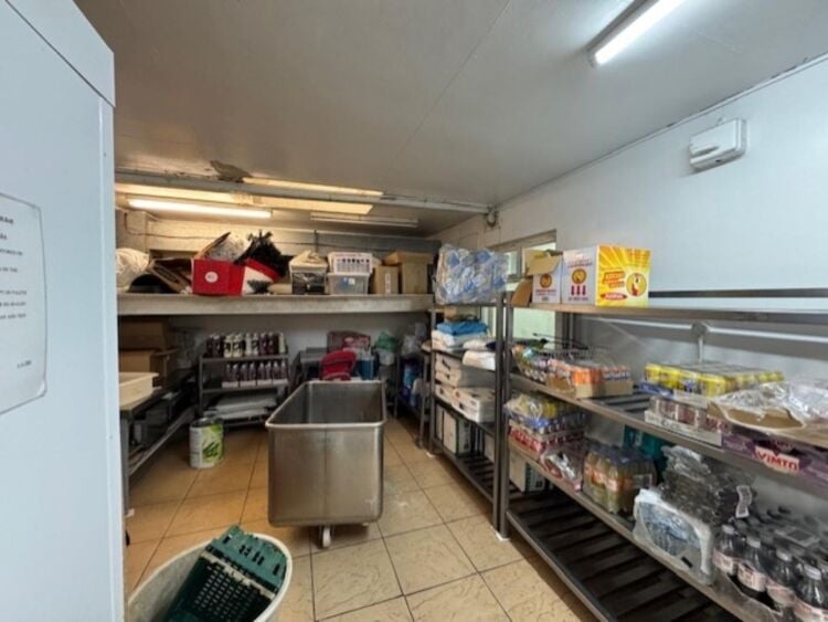 Leasehold Fish & Chip Takeaway Located In Balsall Common Photo 6