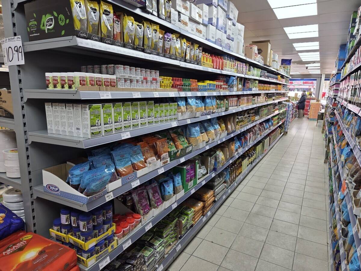 Convenience Store, Cash & Carry For Sale On Chadwell Heath, High Road Photo 6
