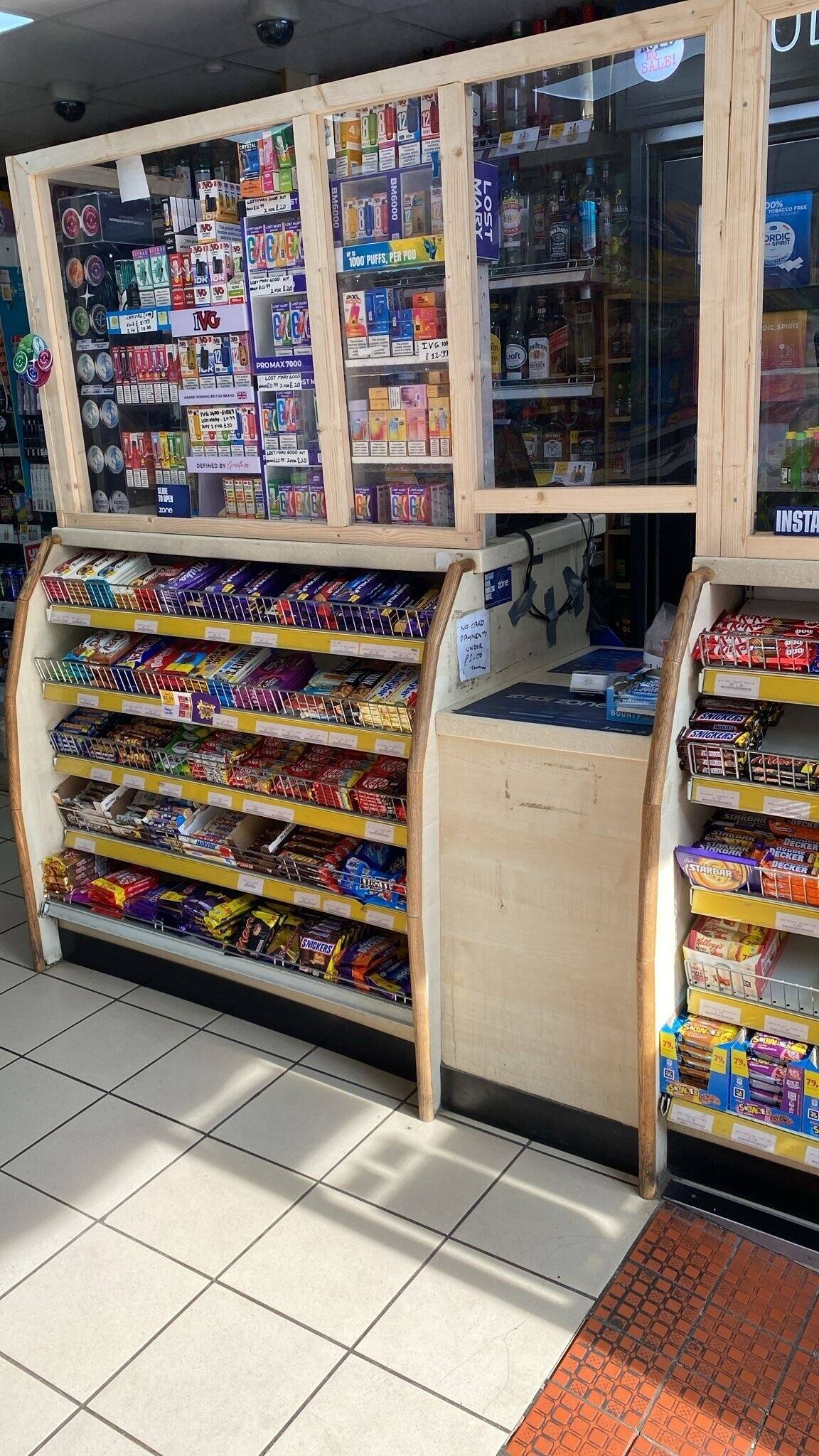 Convenience Store and Off-licence for sale in Bexhill on Sea, East Sussex Photo 7