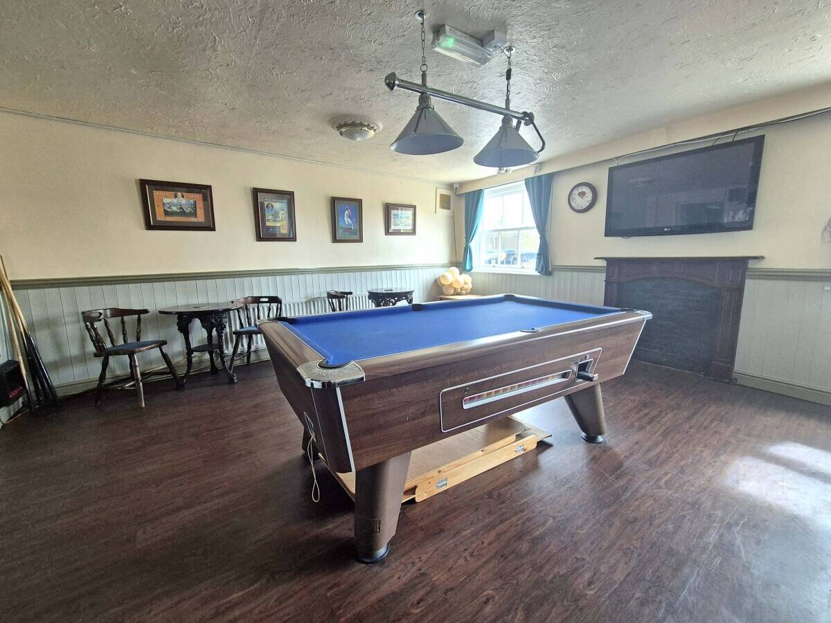 COUNTY DURHAM - VILLAGE WET LED PUB WITH SPACIOUS OWNERS ACCOMMODATION