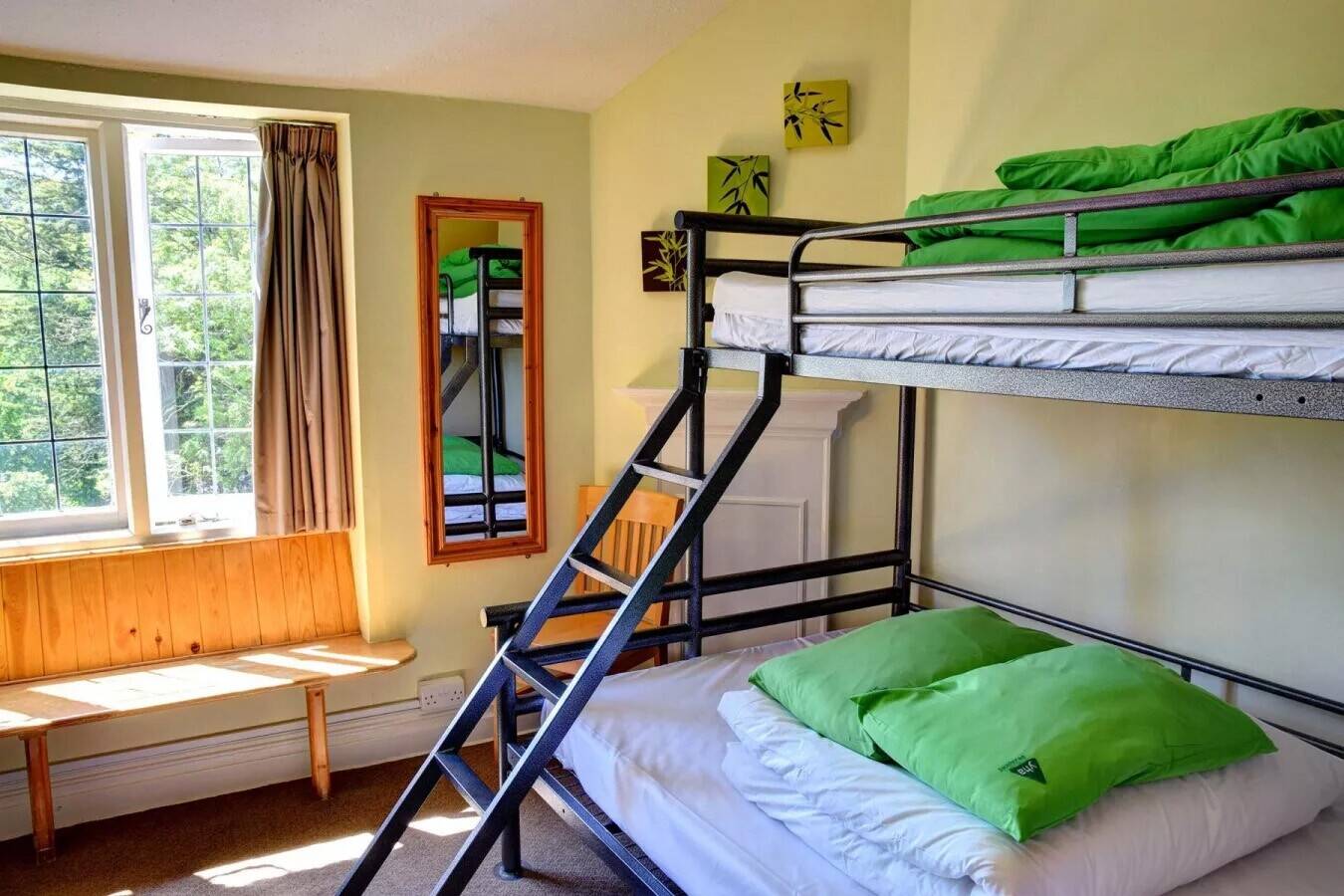 YHA BEER - 8/10 BEDROOM HOSTEL IN PICTURESQUE EAST DEVON VILLAGE ON JURASSIC COAST Photo 6
