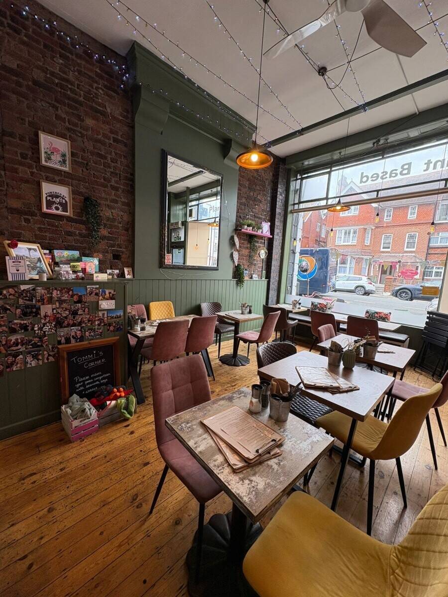 Ready to Go Restaurant for Sale in Eastbourne Photo 7
