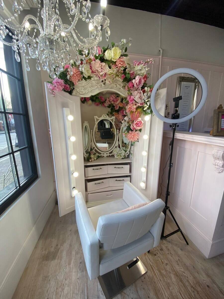 Hairdressing shop for Sale in Ashford with Accommodation Photo 6