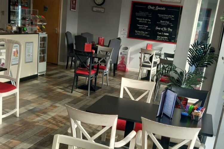 Established Licenced Cafe - Ashby-de-la-Zouch Photo 6