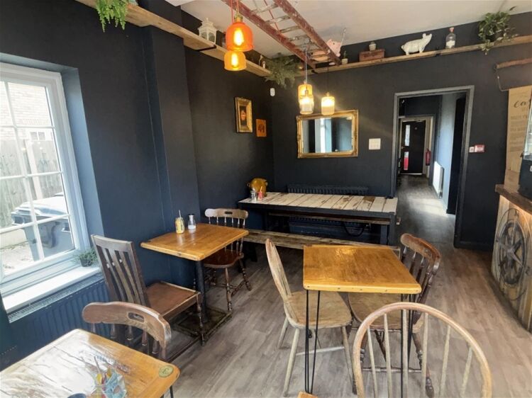 Cafe & Sandwich Bars For Sale in Huntingdon Photo 6