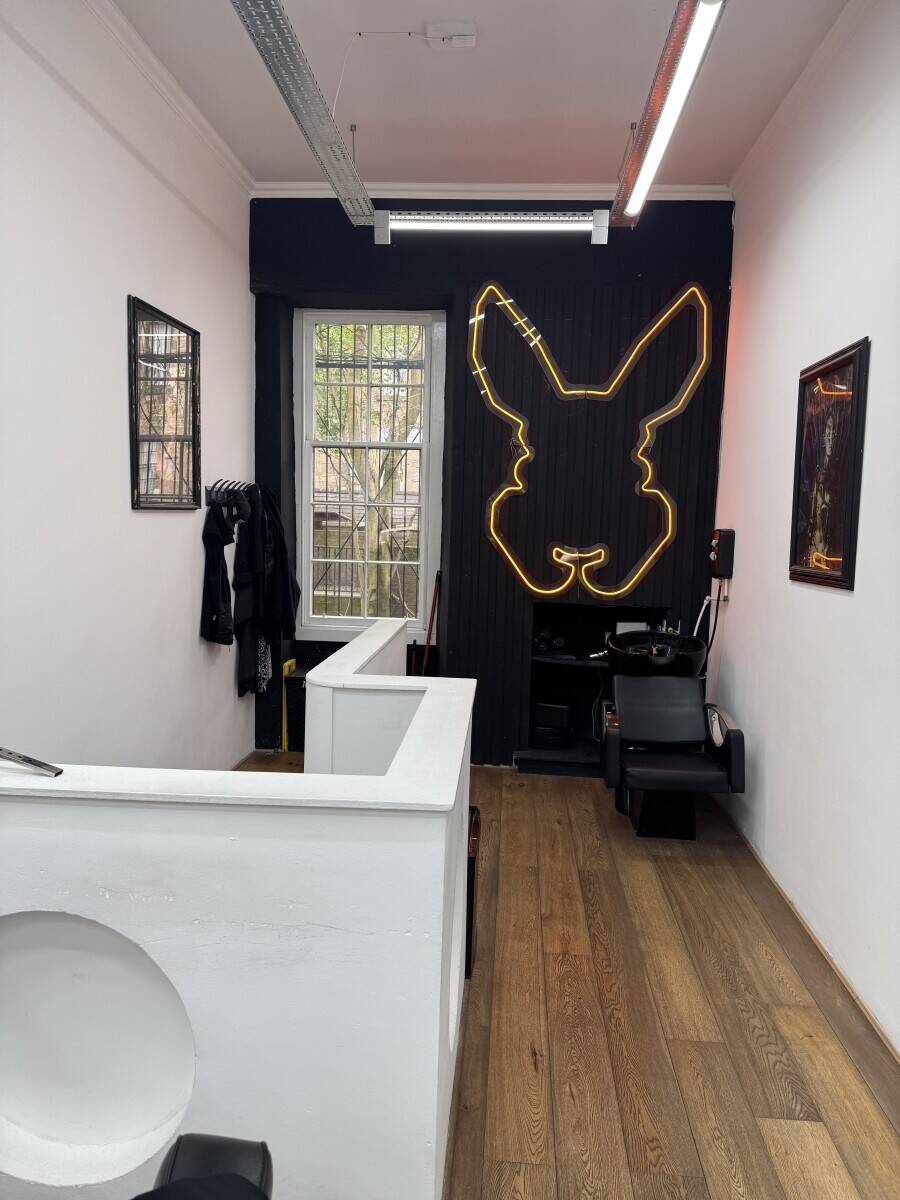 Barbershop For Sale in Finnieston Photo 6