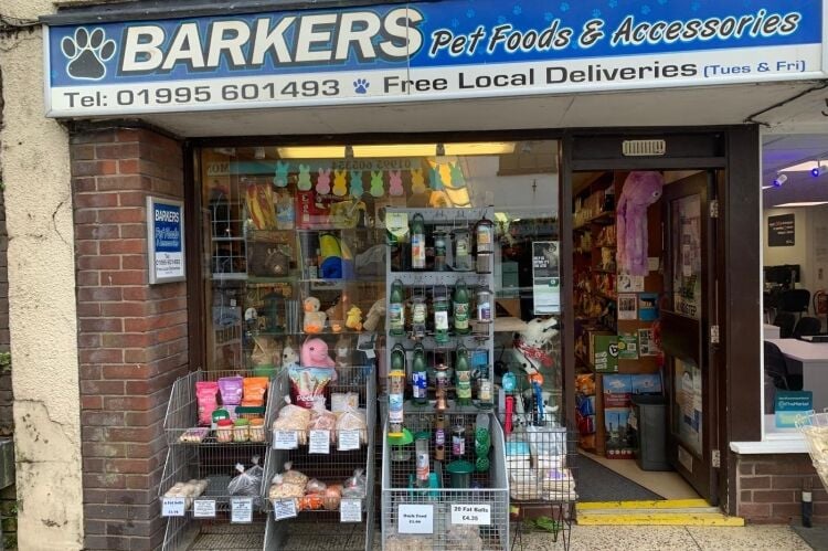 Established Pet Supplies Business - Grastang