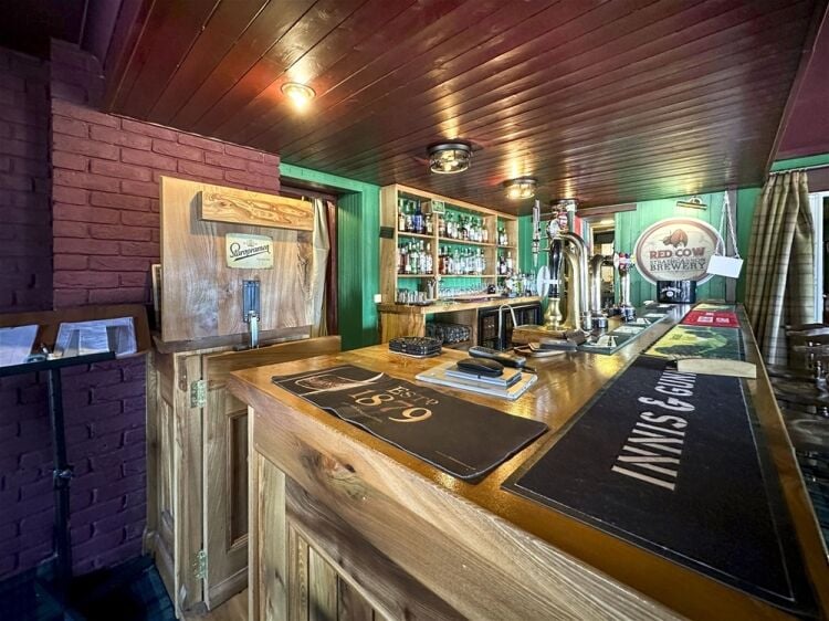 The Strathcarron Hotel Photo 6