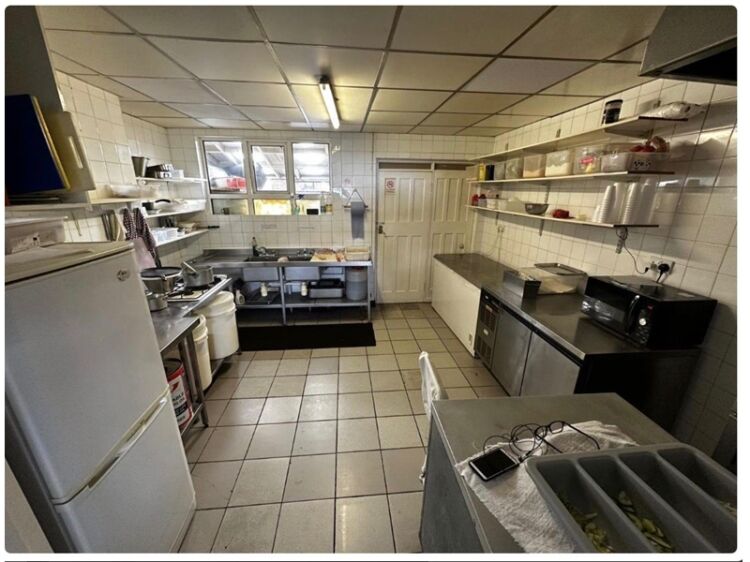 Golden Opportunity – Established Birmingham Fish & Chip Shop Photo 6