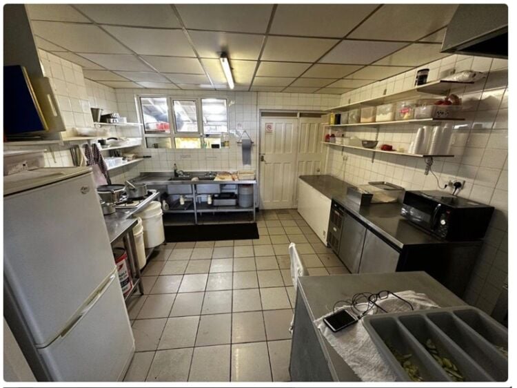 Golden Opportunity – Established Birmingham Fish & Chip Shop Photo 6