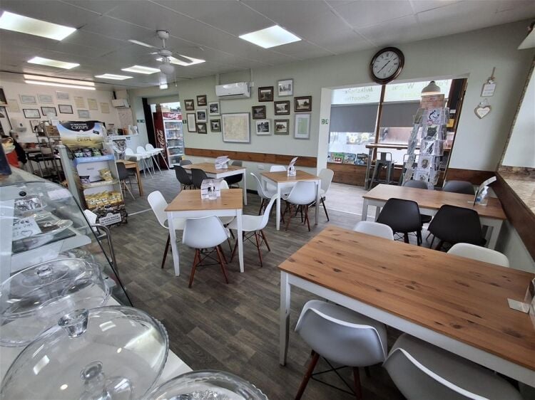 Cafe & Sandwich Bars For Sale in Barnsley Photo 6