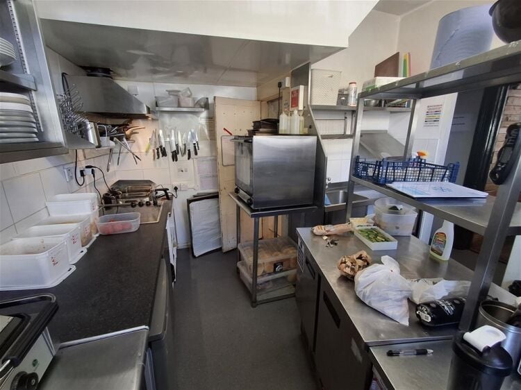 Cafe & Sandwich Bars For Sale in Brighouse Photo 6