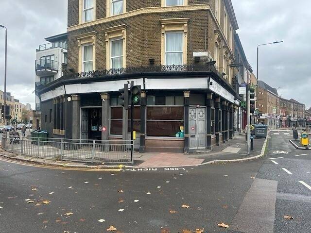 RESTAURANT / BAR / PUB – FOR SALE – GREENWICH, LONDON