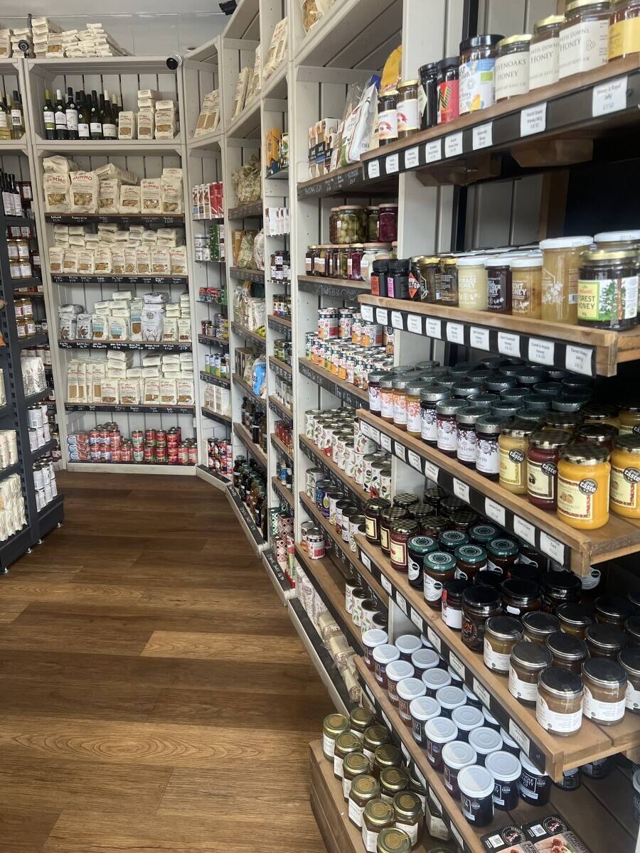 Greengrocers/ Supermarket for sale in SE London Petts Wood
