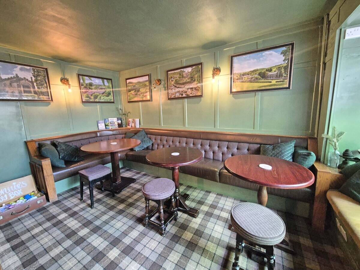 NORTH YORKSHIRE - COUNTRY PUB IN THE HEART OF THE YORKSHIRE DALES OFFERING LETTING ACCOMMODATION