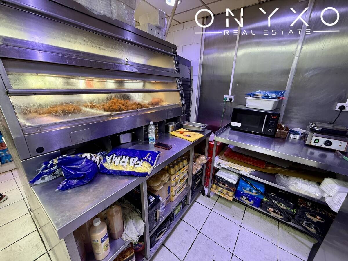 Established Pizza & Chicken Takeaway for Sale near Southall