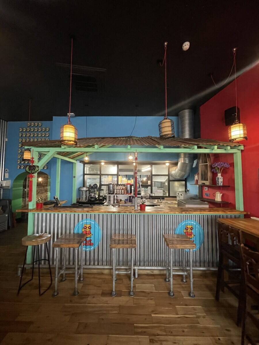 Fully Fitted Restaurant In Rochdale, Greater Manchester Photo 6