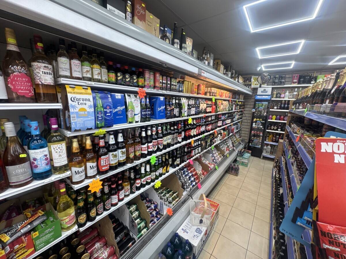 Off licence for sale Oxford OX2