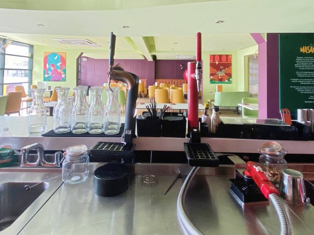 Fully Fitted Licensed Indian Restaurant with 75–80 Covers – Prime Reading Location Photo 6