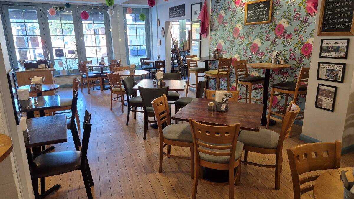 Exceptional Café and Deli in Prime Location Photo 6