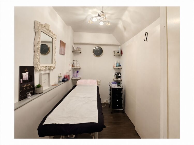 Polish, Pamper, Profit – Trend-Led Nail & Beauty Spa Photo 6