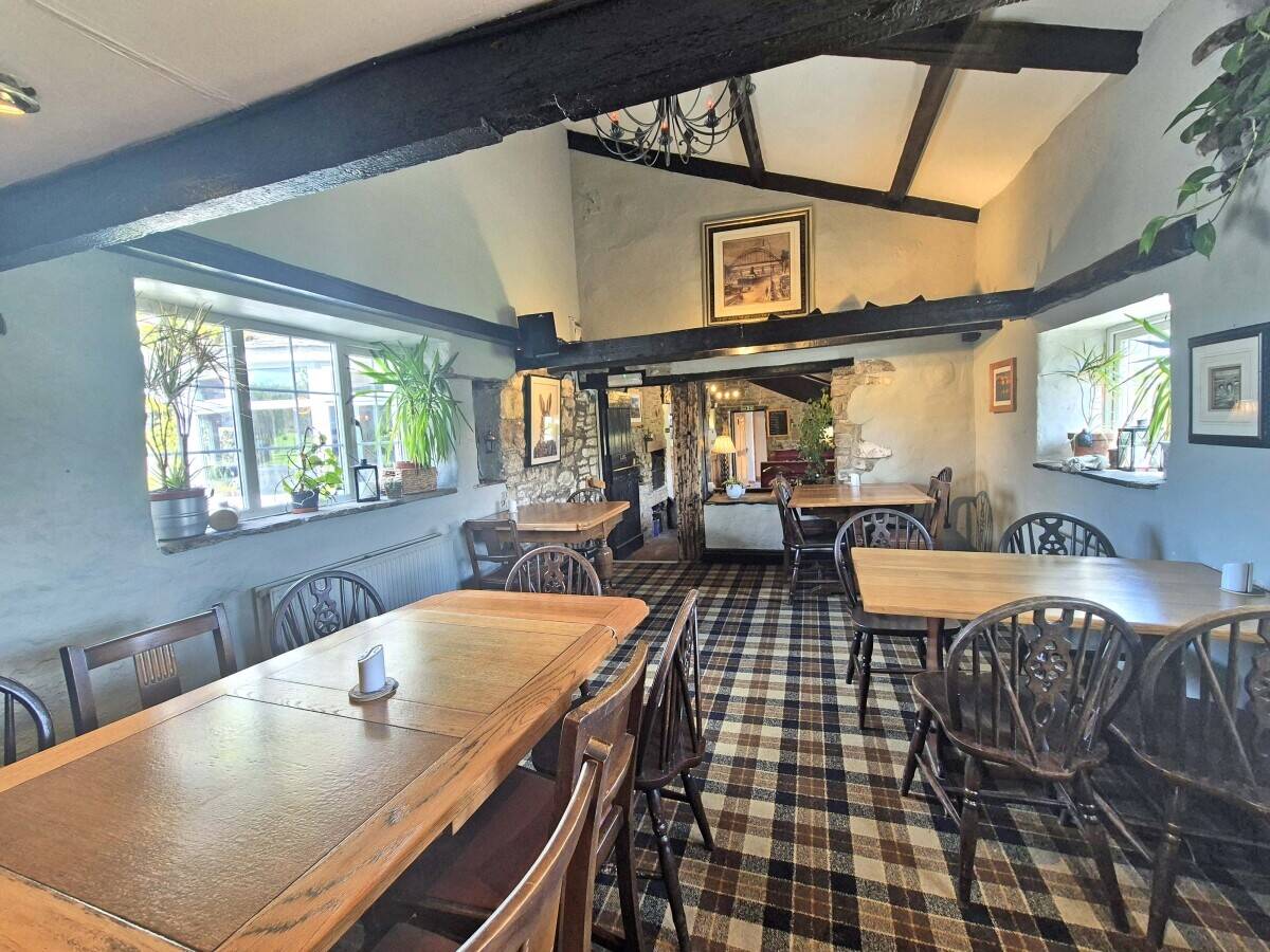 NORTH PENNINES - TRADITIONAL COUNTRY PUB