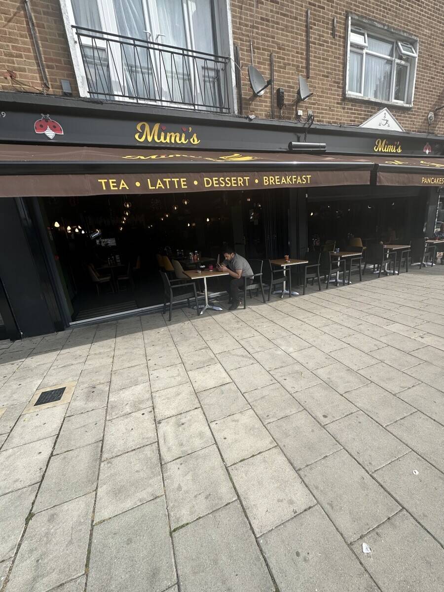 Cafe for sale in Enfield Wash London. Photo 6