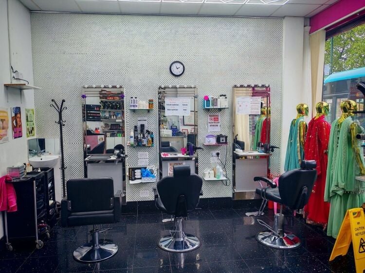 Fully Equipped Hair, Beauty & Aesthetics Salon - Retirement Sale - Derby Photo 6