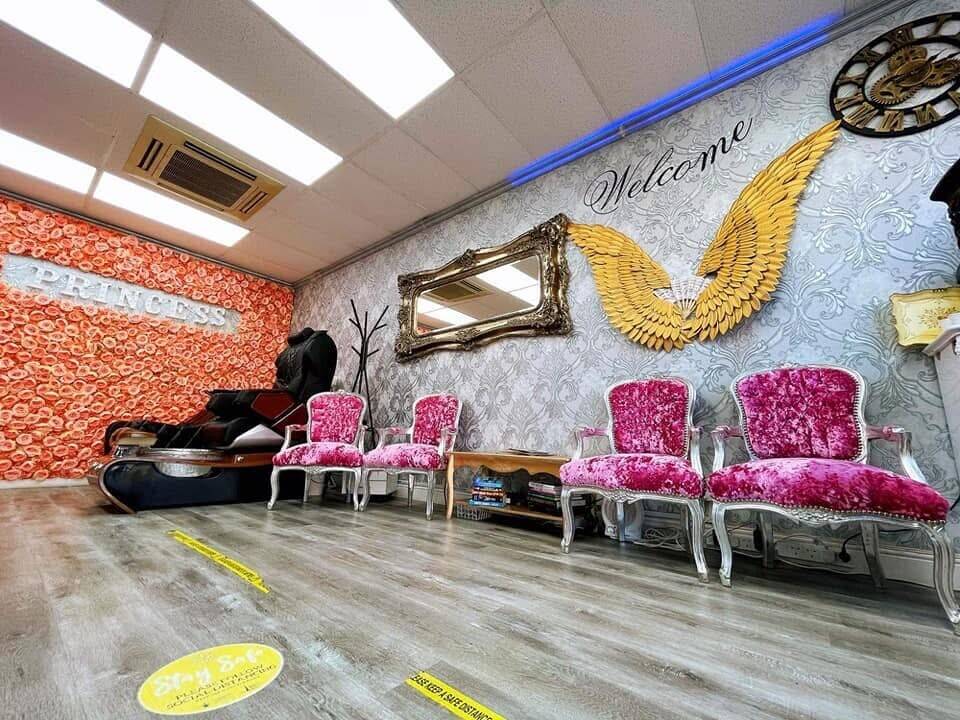 Princess Hair salon Banbury Photo 6