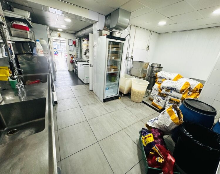 Newly established in 2025, well fitted/equipped fish & chip shop in desirable Birmingham suburb