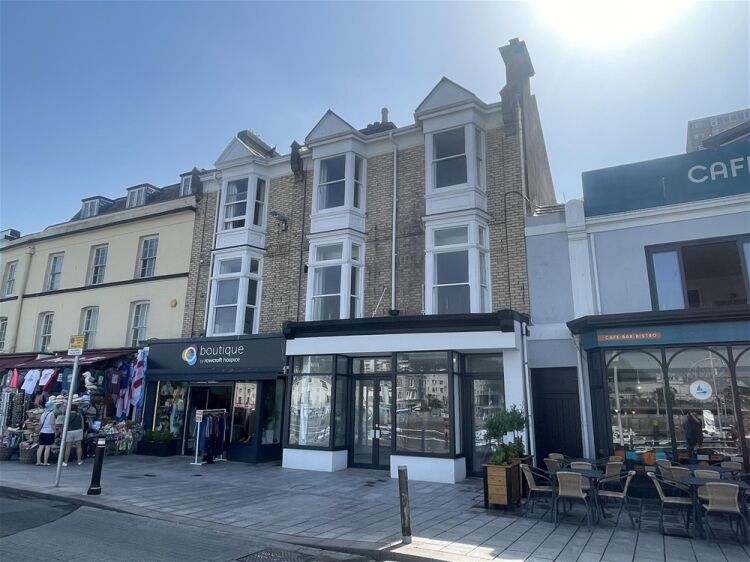 Harbour-Side Ground Floor Retail/ Hospitality Premises For Sale in Torquay Photo 6