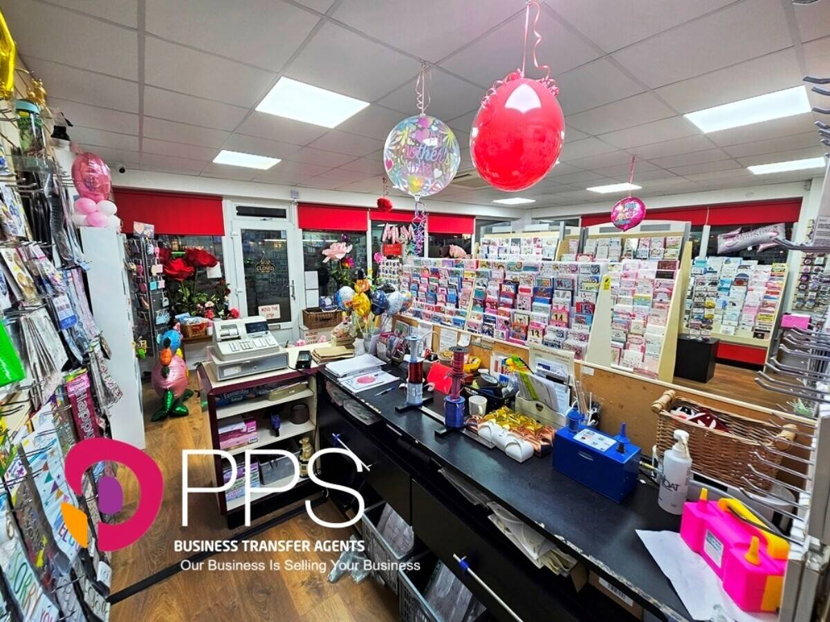 BALLOONS, GREETING CARDS & GIFT SHOP – FOR SALE – HADLEIGH, ESSEX Photo 6