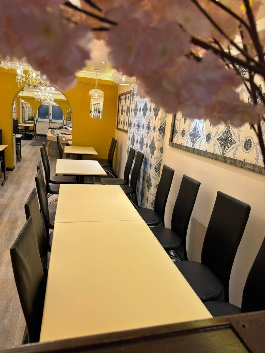 TURNKEY 100-SEATER LICENSED RESTAURANT WITH 7-BEDROOM ACCOMMODATION Photo 6