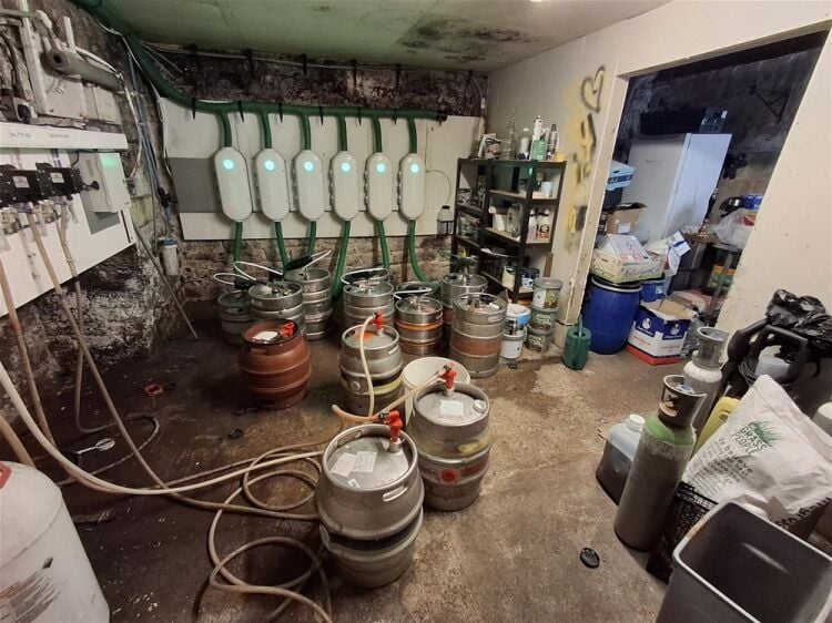 Licenced Trade, Pubs & Clubs For Sale in Keighley Photo 6