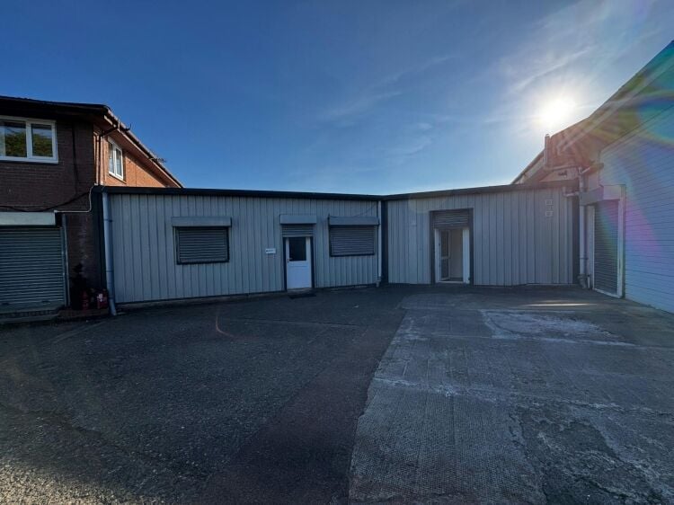 Commercial Premises incorporating two storey office and workshop. Photo 6
